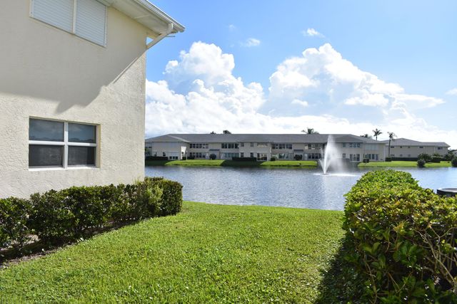 500 Grove Isle Circle 103, Vero Beach, FL 32962