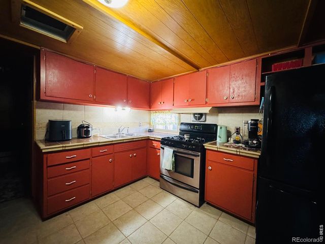 417 Grant Street, Walden, CO 80480