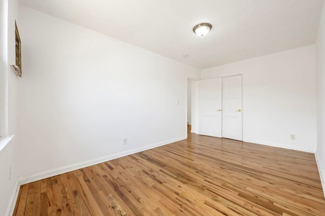 180 WEST 26TH ST, Bayonne, NJ 07002