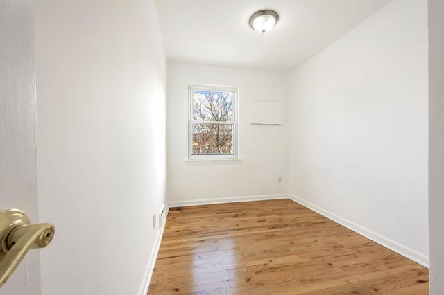 180 WEST 26TH ST, Bayonne, NJ 07002