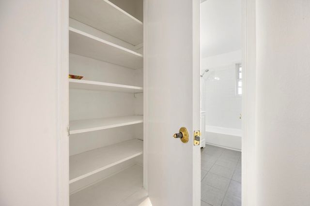 180 WEST 26TH ST, Bayonne, NJ 07002