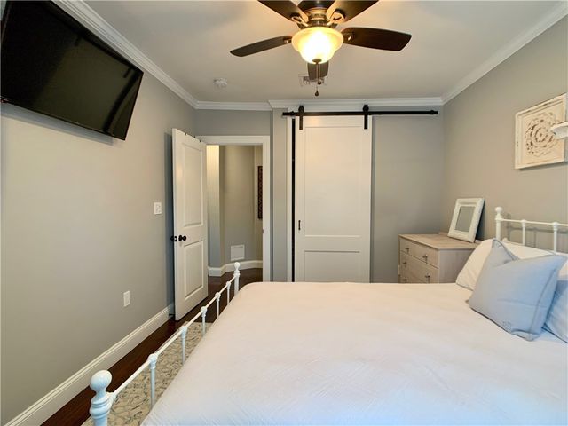 18 Sylvan Street, Newport, RI 02840