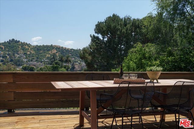 319 W Avenue 45, Los Angeles, CA 90065