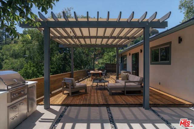 319 W Avenue 45, Los Angeles, CA 90065