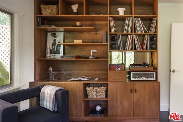 319 W Avenue 45, Los Angeles, CA 90065