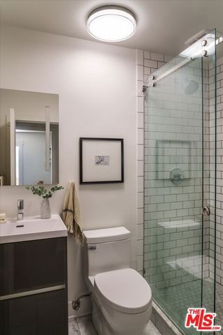 319 W Avenue 45, Los Angeles, CA 90065