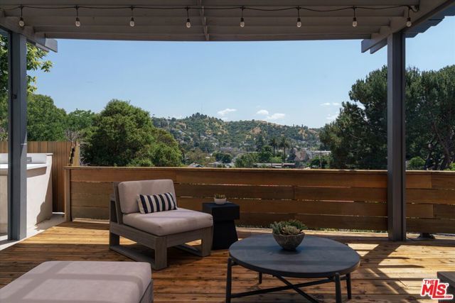 319 W Avenue 45, Los Angeles, CA 90065