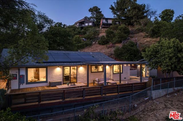 319 W Avenue 45, Los Angeles, CA 90065