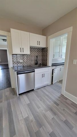 518 Chestnut Street, Waukegan, IL 60085