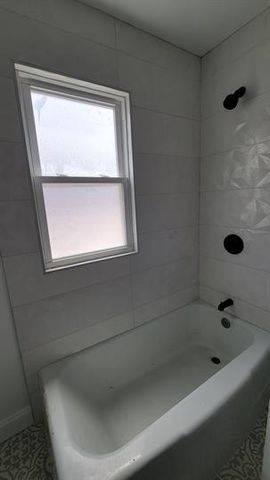 518 Chestnut Street, Waukegan, IL 60085