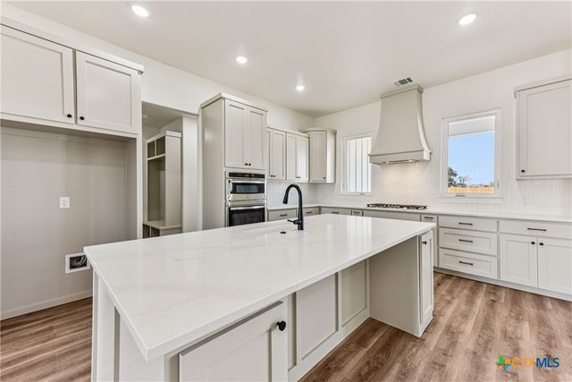 11060 Eagle Walk Boulevard, Salado, TX 76571