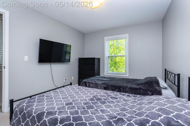 20725 Kenmare Drive, Macomb Township, MI 48044