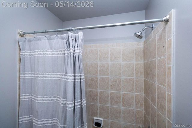 20725 Kenmare Drive, Macomb Township, MI 48044
