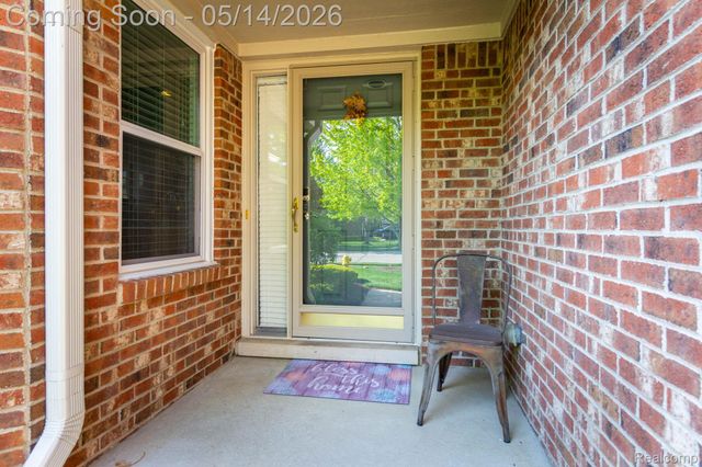 20725 Kenmare Drive, Macomb Township, MI 48044