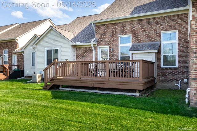 20725 Kenmare Drive, Macomb Township, MI 48044