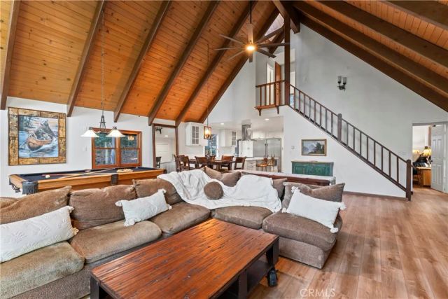 260 El Dorado Drive, Lake Arrowhead, CA 92352