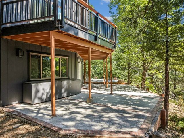 260 El Dorado Drive, Lake Arrowhead, CA 92352
