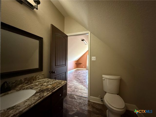 289 Jennifer Lane, Port Lavaca, TX 77979