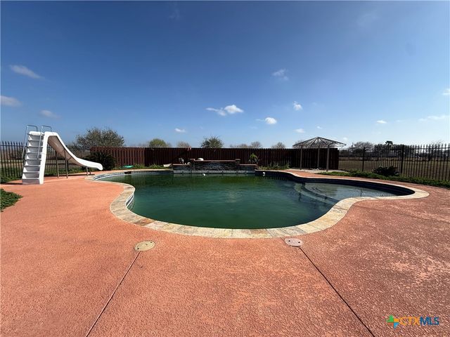 289 Jennifer Lane, Port Lavaca, TX 77979