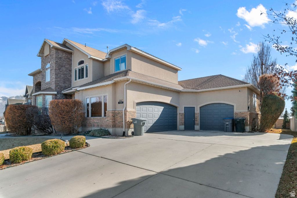 Image 41 of property listing at 2767 W AMINI WAY, South Jordan, UT 84095