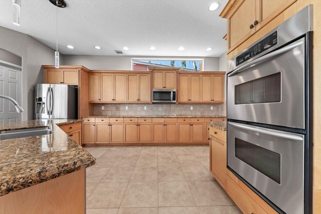 9566 Worswick Court, Wellington, FL 33414