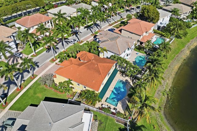 9566 Worswick Court, Wellington, FL 33414