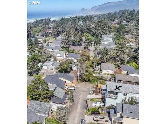 3246 Nw MAST Ave, Lincoln City, OR 97367