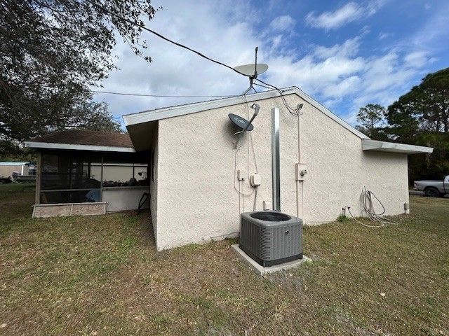 2235 17th Avenue SW, Vero Beach, FL 32962