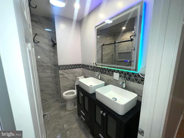 1965 W SPARKS ST, Philadelphia, PA 19141