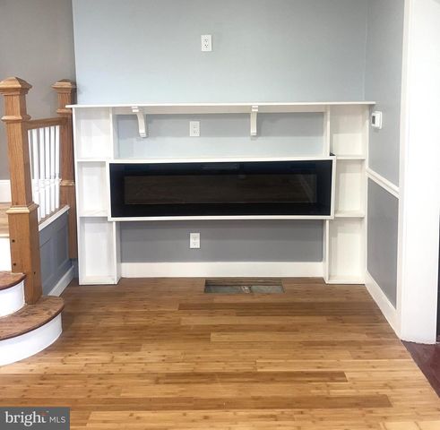 1965 W SPARKS ST, Philadelphia, PA 19141