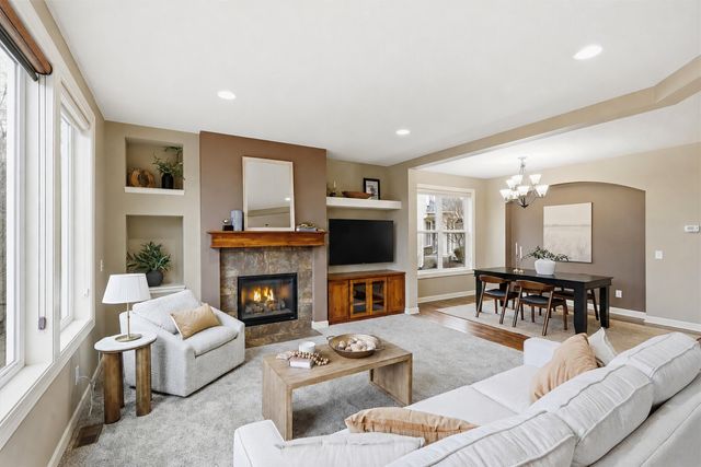 7707 Oxbow Creek Circle N, Brooklyn Park, MN 55445