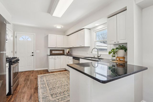 12716 Monterey Avenue S, Savage, MN 55378