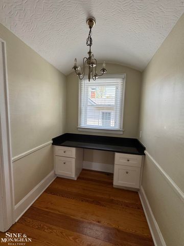 371 Neff - 2nd floor Road, Grosse Pointe, MI 48230