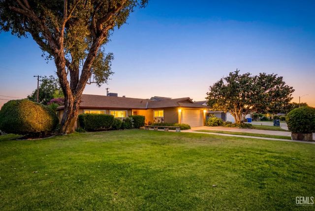 4209 Glenbrook Avenue, Bakersfield, CA 93306