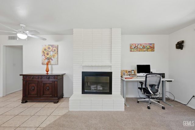 4209 Glenbrook Avenue, Bakersfield, CA 93306