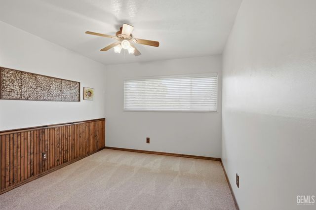 4209 Glenbrook Avenue, Bakersfield, CA 93306