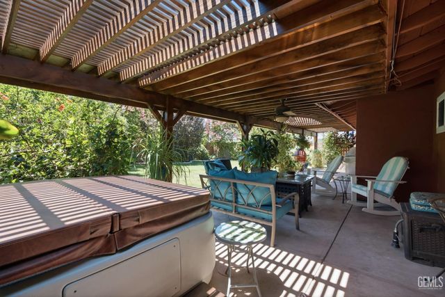 4209 Glenbrook Avenue, Bakersfield, CA 93306
