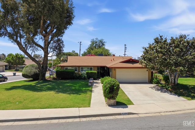 4209 Glenbrook Avenue, Bakersfield, CA 93306