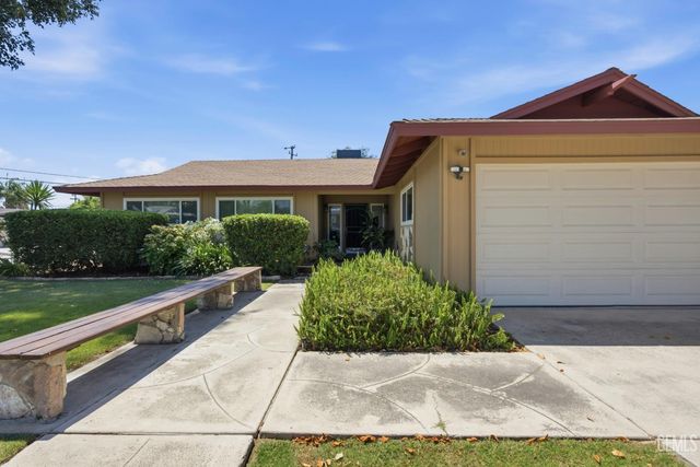 4209 Glenbrook Avenue, Bakersfield, CA 93306