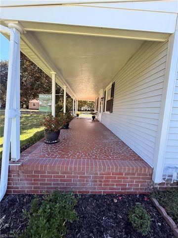 600 Fairview LN, Portsmouth, VA 23702