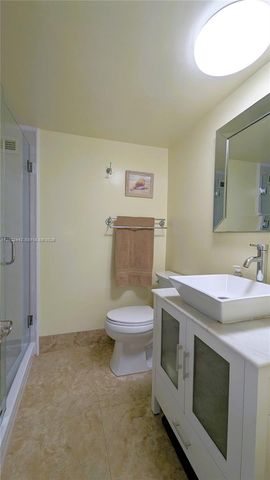 5161 Collins Ave 1217, Miami Beach, FL 33140