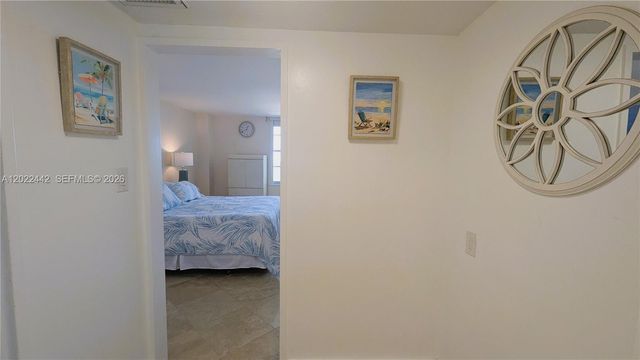 5161 Collins Ave 1217, Miami Beach, FL 33140