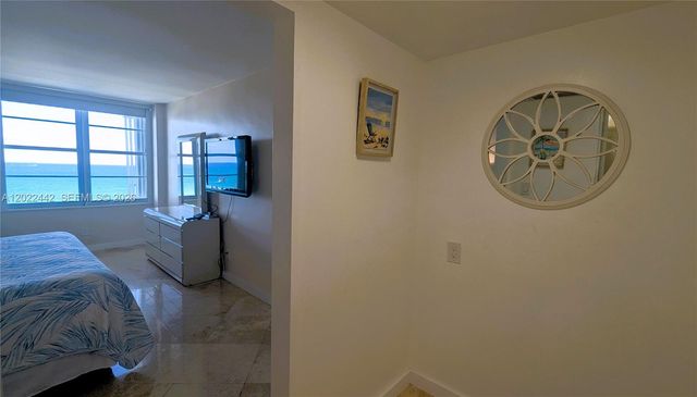 5161 Collins Ave 1217, Miami Beach, FL 33140