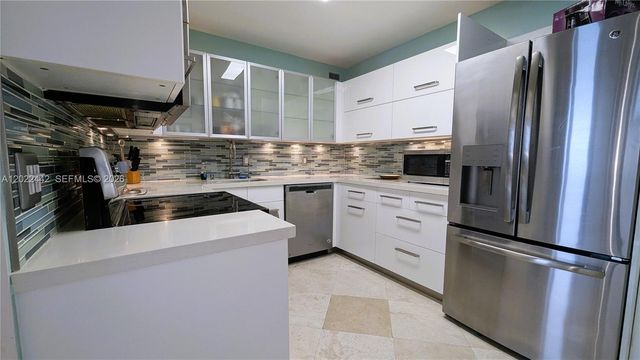 5161 Collins Ave 1217, Miami Beach, FL 33140
