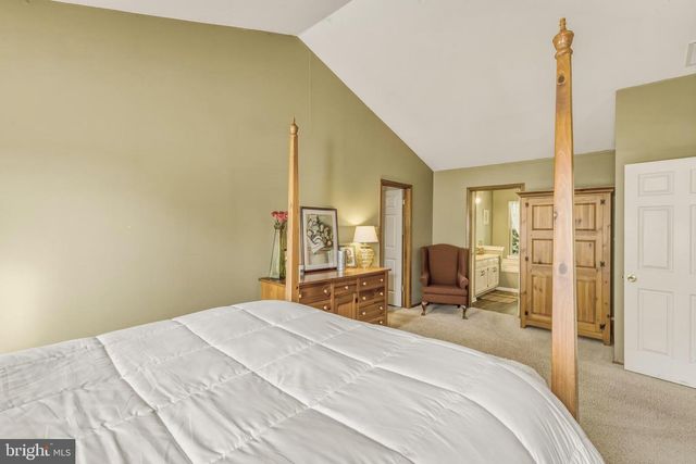 28 SUSIES HOLLOW, Sewell, NJ 08080