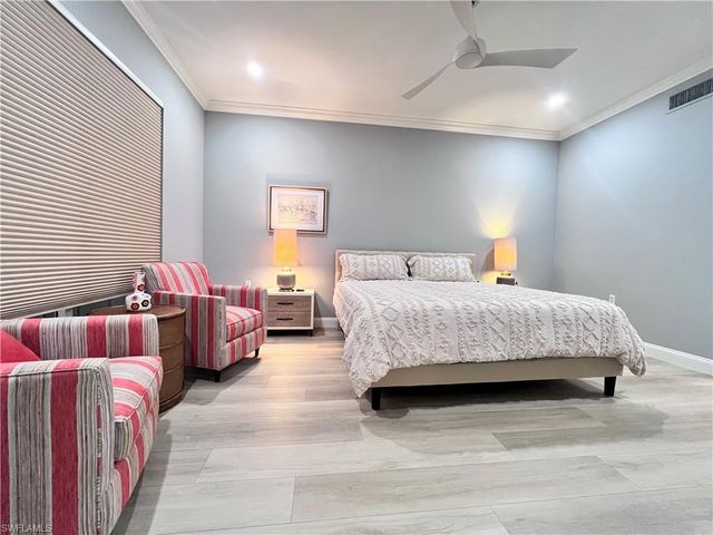817 Regency Reserve CIR 3901, Naples, FL 34119