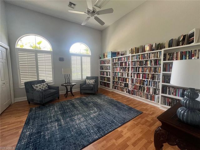 817 Regency Reserve CIR 3901, Naples, FL 34119