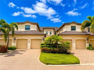 817 Regency Reserve CIR 3901, Naples, FL 34119