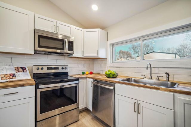3234 E Avenue, Columbus, OH 43207
