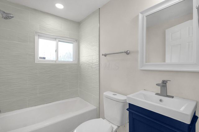 3234 E Avenue, Columbus, OH 43207